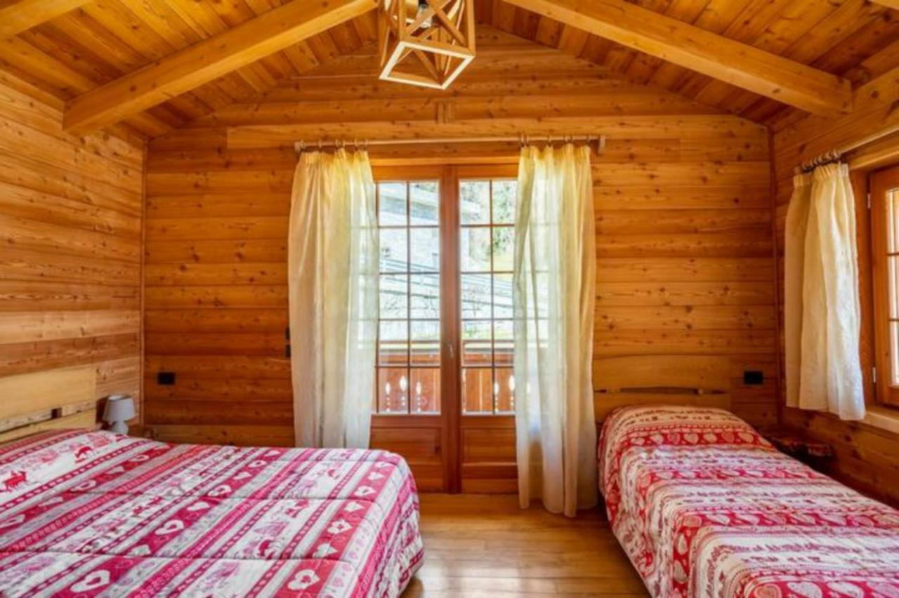 B&B Chalet Il Picchio Varzo Exterior foto