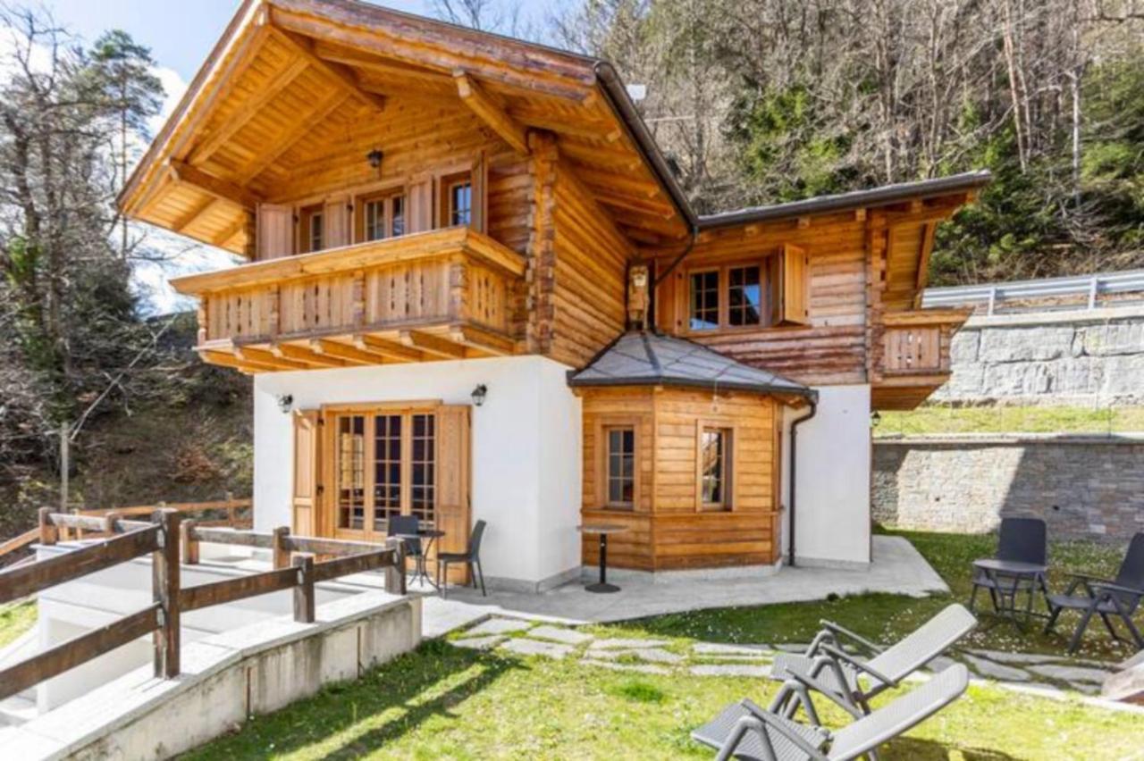 B&B Chalet Il Picchio Varzo Exterior foto